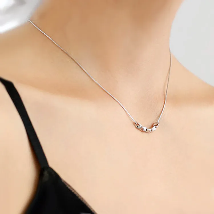 Collana con catena e perle irregolari gioiello donna alla moda_voghion.com