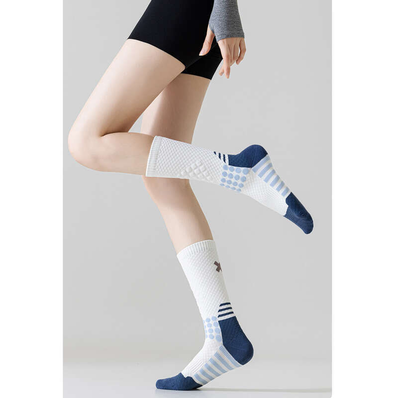 Sweat Absorbing Children's Professional Sports Spring And Autumn Tube Anti Slip, Yoga Odor, Fitness Long Socks,_voghion.com