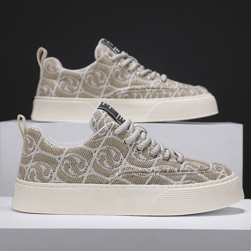 New Men's Board Shoes New Printed Embroidered Cloth Casual Shoes Low Soft Sole Trend Sports Shoes_ecoleips.com