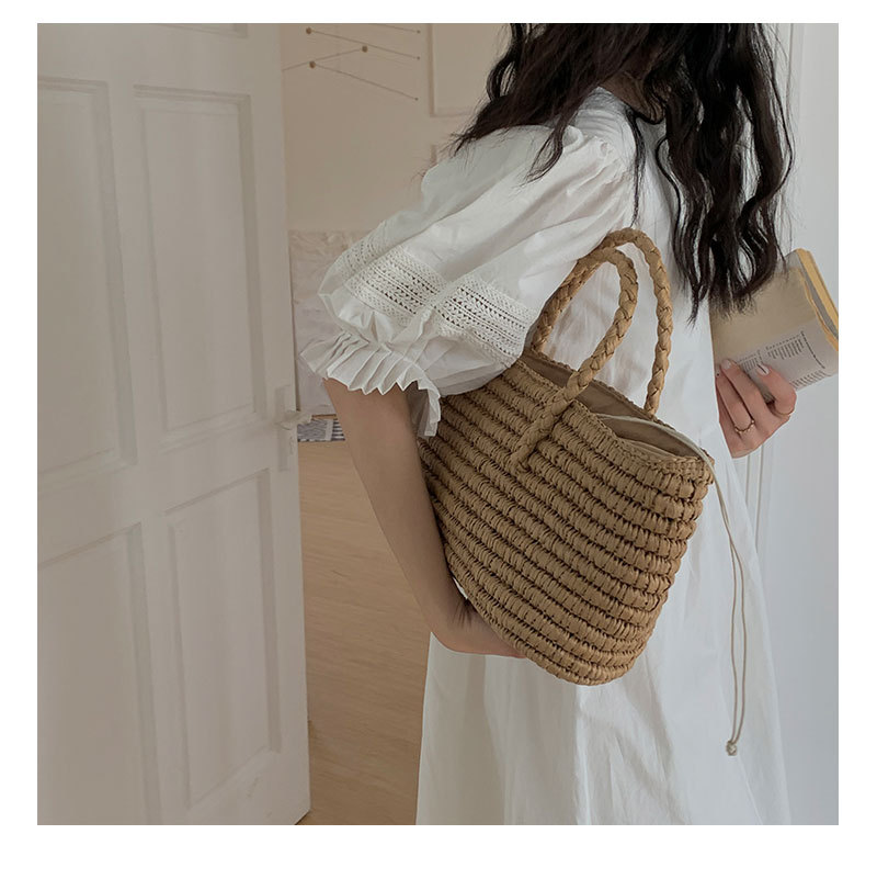 2021 neue Strohtasche handgefertigte Strohtasche gewebte Tasche tragbarer Gemüsekorb Damentasche große Kapazität Strandtasche am Meer_voghion.com
