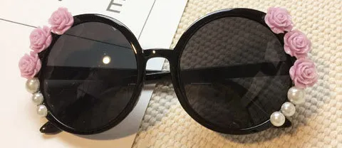 Wholesale-Designer Unique Flower Round Sunglasses Women Beach Glasses Fashion Accessories for Summer Gift Time Limit_voghion.com