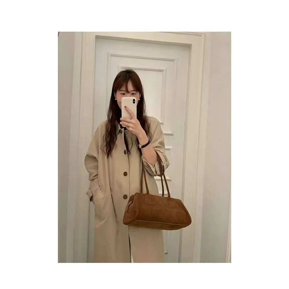 New Ins Chic Niche Stylish Pillow Bowg Tote Large Real Suede Cow Leather Women Shoulder Bag Long Handle Winter Handbag_voghion.com