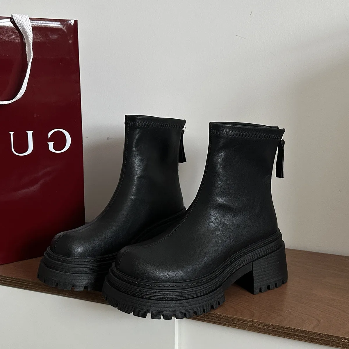 Women's Boots:Fashion Simple Design Martin Boots 2024 New Style Versatile Thick Sole Increase Height,Black/Brown,Free_voghion.com