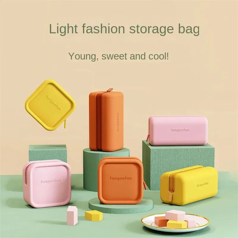 2024 Large Capacity Waterproof EVA Makeup Organizer Bag Zipper Tote Lage Pouch for Unisex Handbag Briefcase 240830_voghion.com