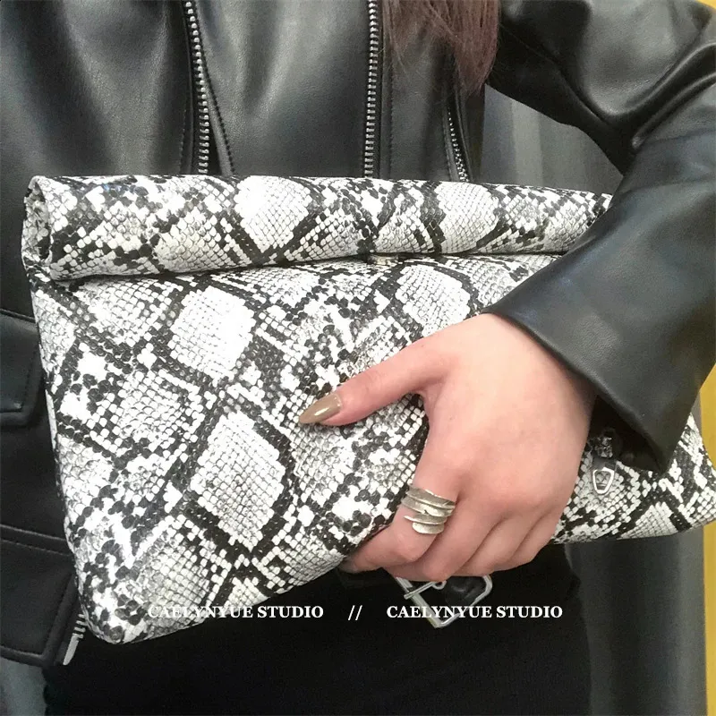 Mode Frauen Abend Clutch Party Snake Print Tag Clutches Geldbörse PU Leder Handtasche Weiblich 240722_voghion.com