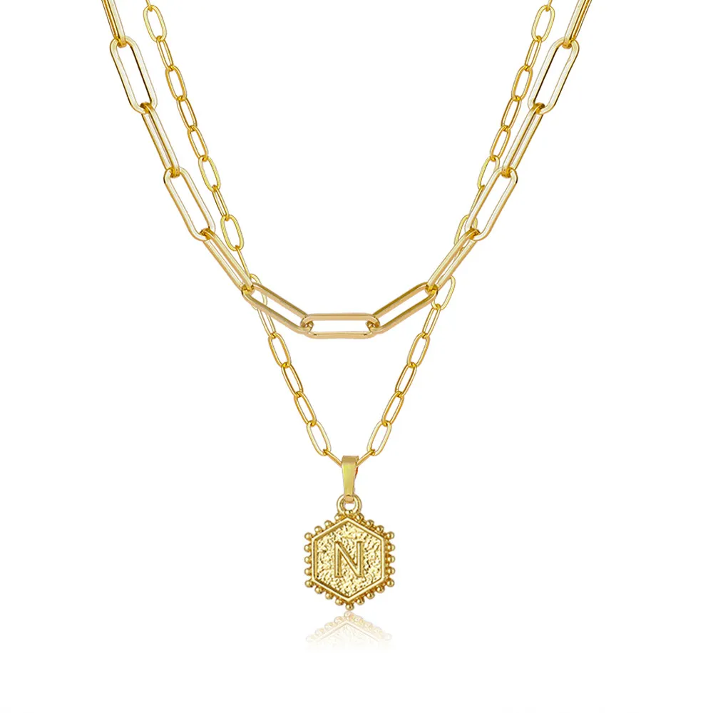 Colliers pendentifs délicats superposés avec initiales pour femmes, chaîne en or avec trombone, collier ras du cou simple avec lettres hexagonales_voghion.com