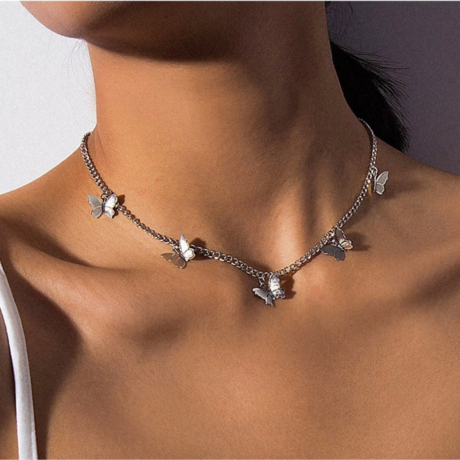 Collana con ciondolo a farfalla in catena d'oro e argento, gioielli personalizzati, collana a farfalla_voghion.com