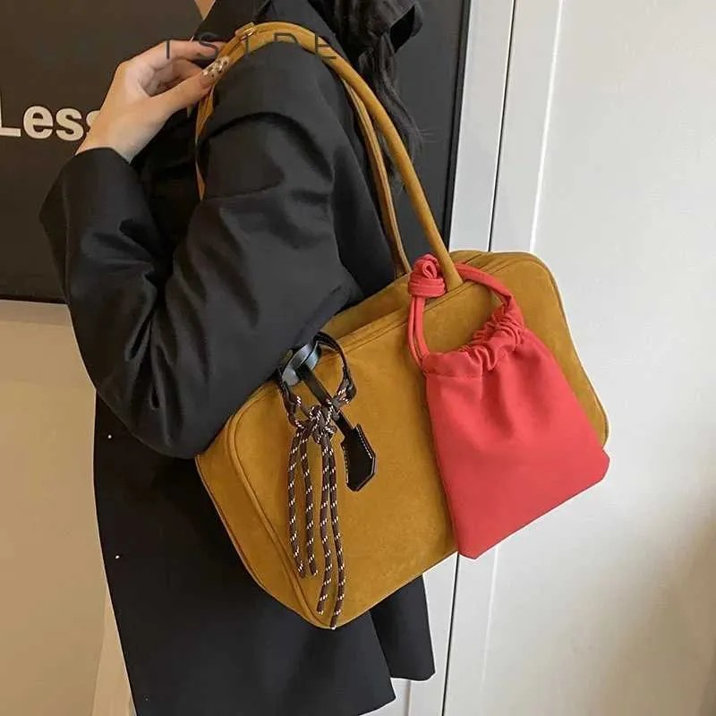 LEFTSIDE NUBUK Schulter Taschen Dame für Frauen 2024 Winter Neue Trend Y2K Koreanische Mode-Design Handtaschen und GeldbörsenC241103_voghion.com