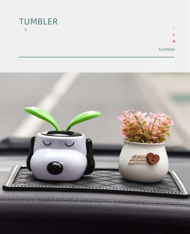 Nuovi ornamenti ad energia solare, una collezione completa di prodotti per la decorazione d'interni Cani, decorazioni per auto e_voghion.com