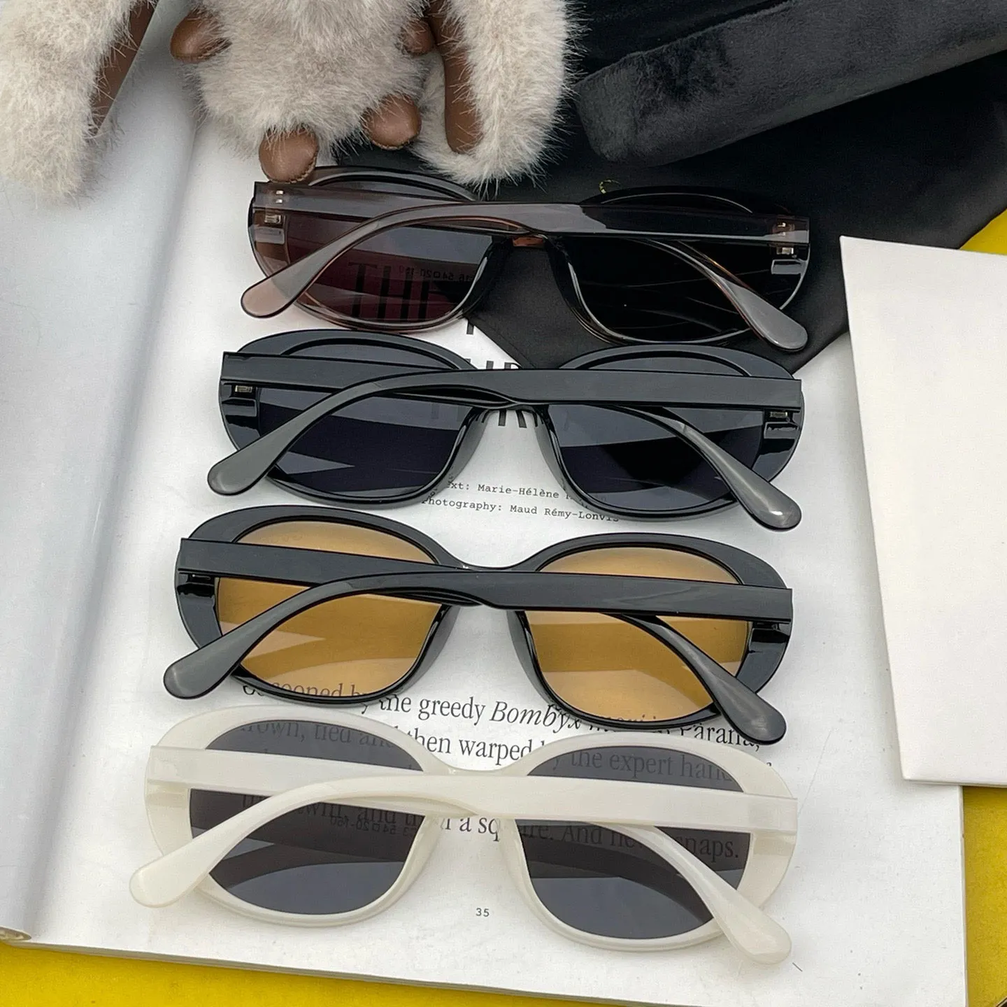 Óculos de sol retangulares luxuosos e elegantes com armações de acetato e proteção UV completa_voghion.com