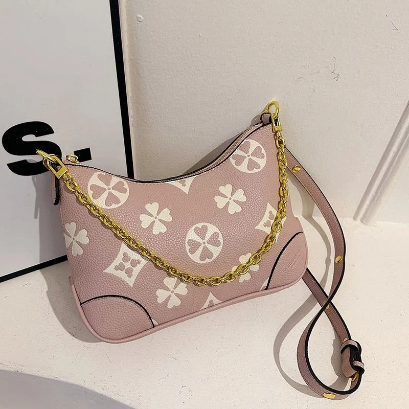 Free Shipping 2025 Designer Fashionable Commuting Dumpling Armpit Chain Carrying Shoulder Bag For Women_voghion.com