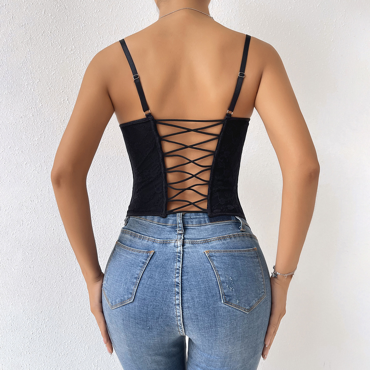 Women's clothing Style Sexy Solid Color Lace Strappy Fishbone Underwire Chest Wrap Breasted Open Back Small Vest_voghion.com