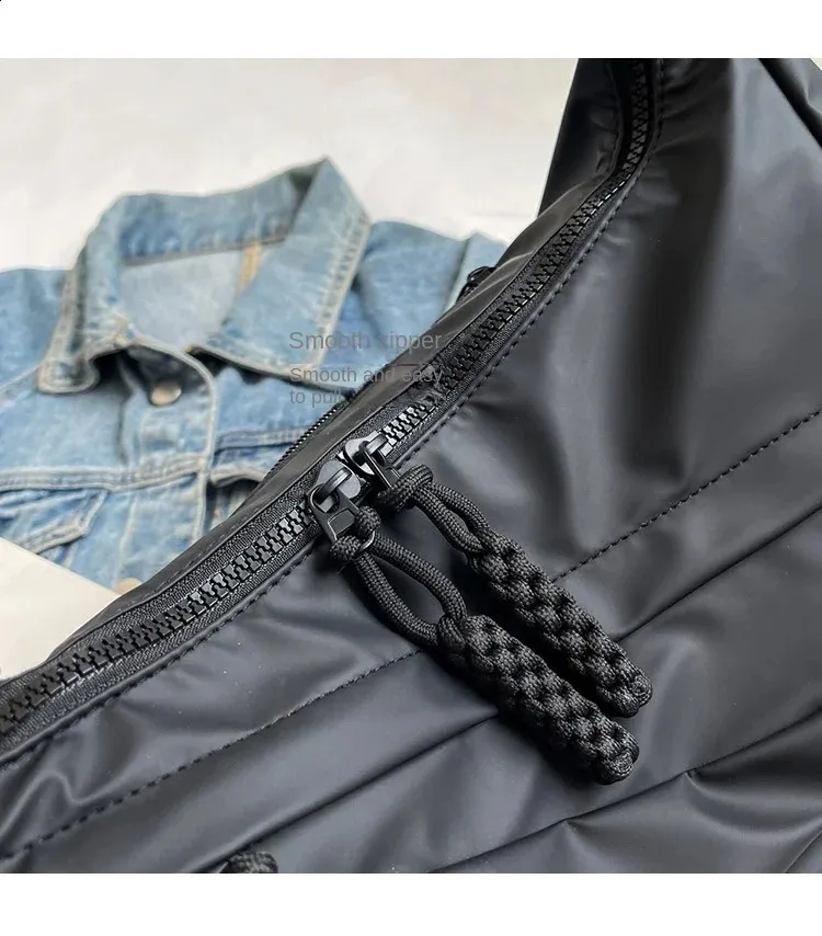 Borsa a tracolla in nylon alla moda, stile punk, tinta unita, grande capacità, multistrato, versatile, con arricciatura_voghion.com