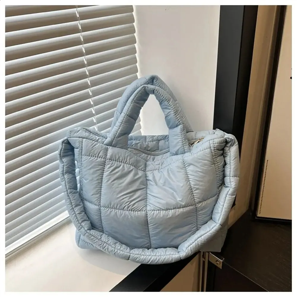Puffy Quilted Shoulder Tote Bag Large Capacity Lightweight Cotton_voghion.com