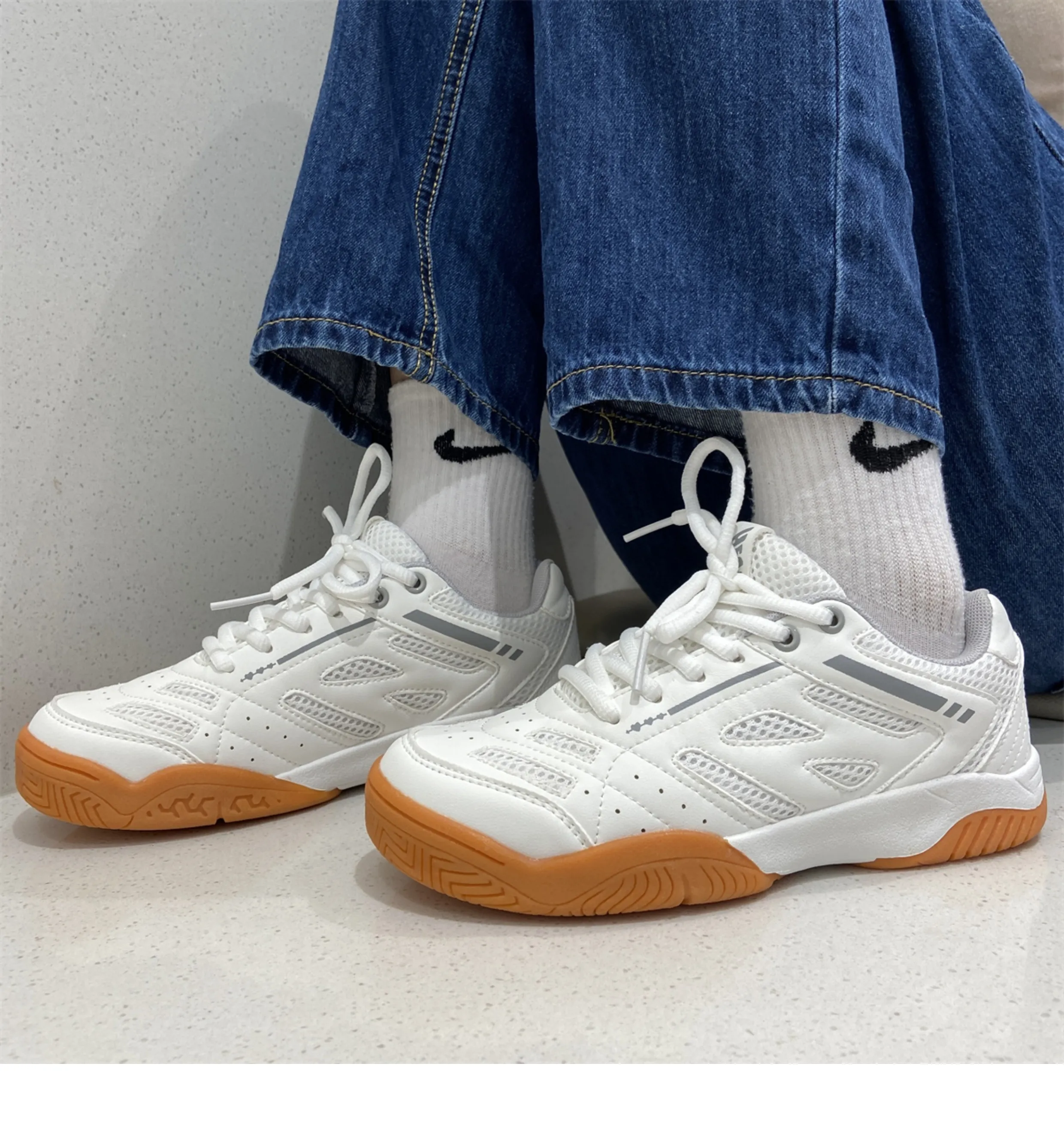 White Mesh Sports Sneakers Women - Ideal for Student Use in Table Tennis, Badminton, and Running Activities_voghion.com