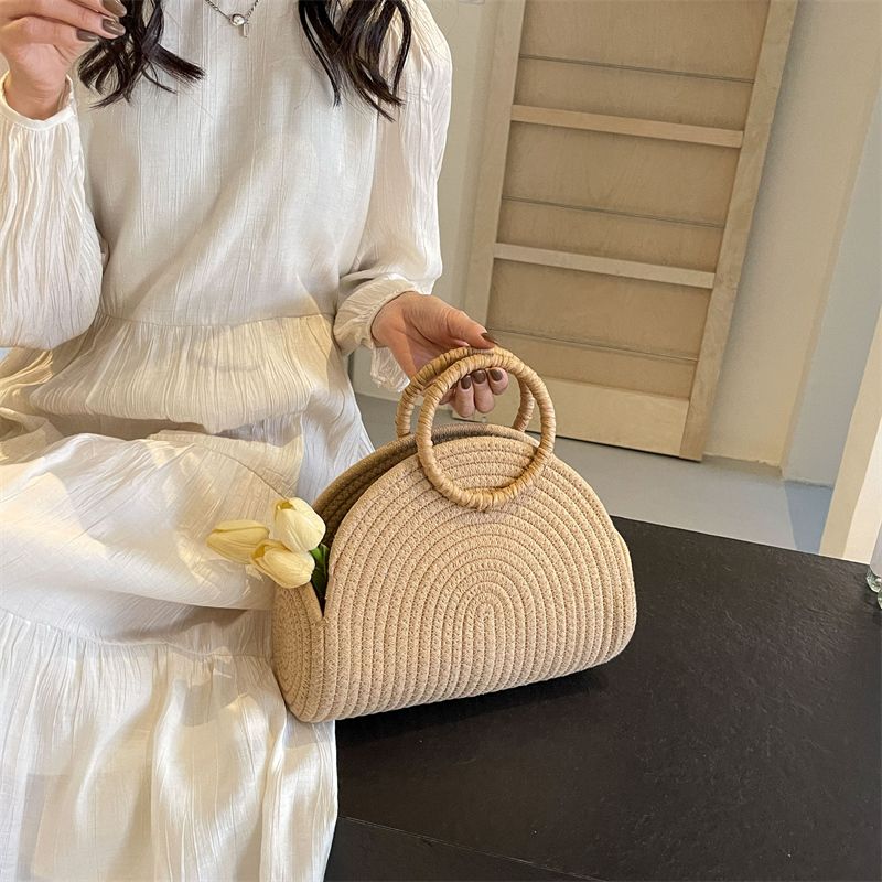 Women's Straw Solid Color Classic Style Weave Pillow Shape Open Beach Bag_voghion.com