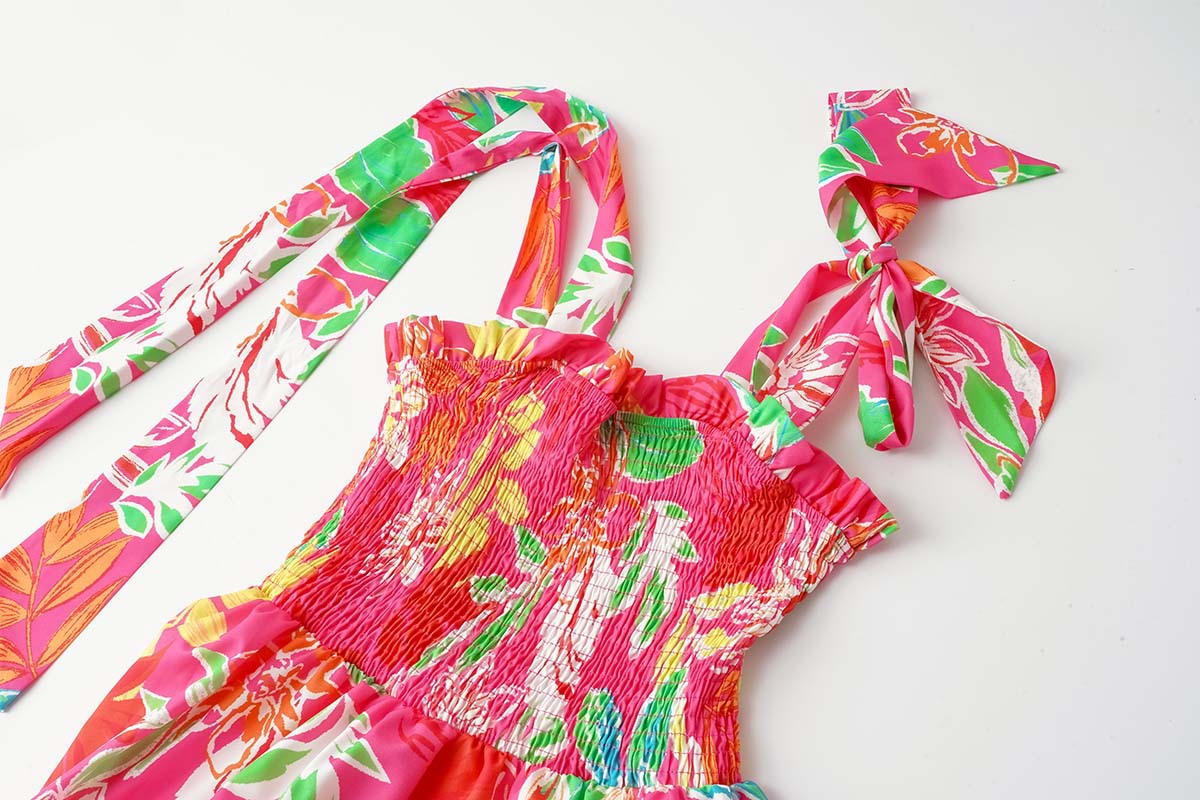 Damenkleid „2024 Summer“ mit Blattmuster und Wickeldesign und Bindeband_voghion.com
