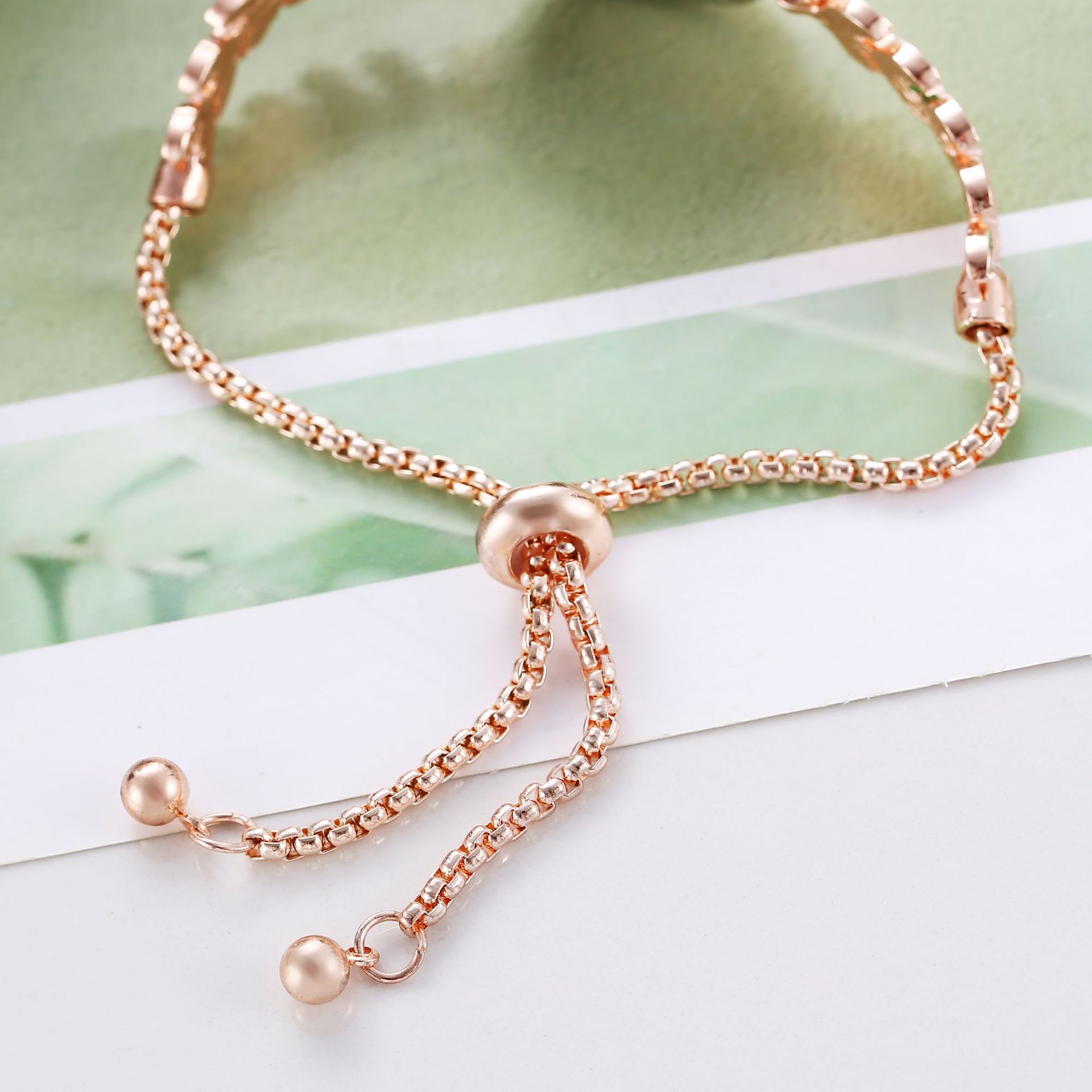 Women's Fine Band Heart Heart Bracelet Watch Water Diamond Shell Bracelet Watch Adjustable_voghion.com