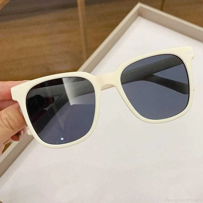Square Sunglasses For Men And Women Designer Vintage Style_voghion.com