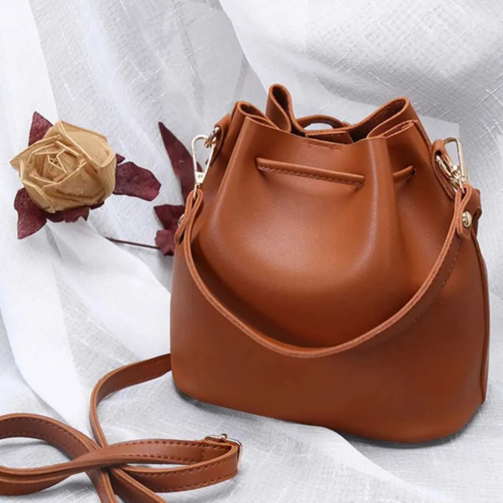 Fashion PU Leather Tassel Drstring Crossbody Kwastje Emmer Handtas Women Solid Color Shoulder Bag SmallC241103_voghion.com