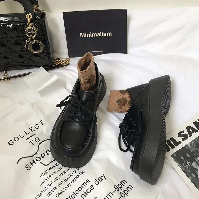 Chaussures pour femmes Sabots plateforme entièrement assortis en laine et fourrure style britannique Oxford crawg rétro coulissant préfabriqués en cuir 240904_voghion.com