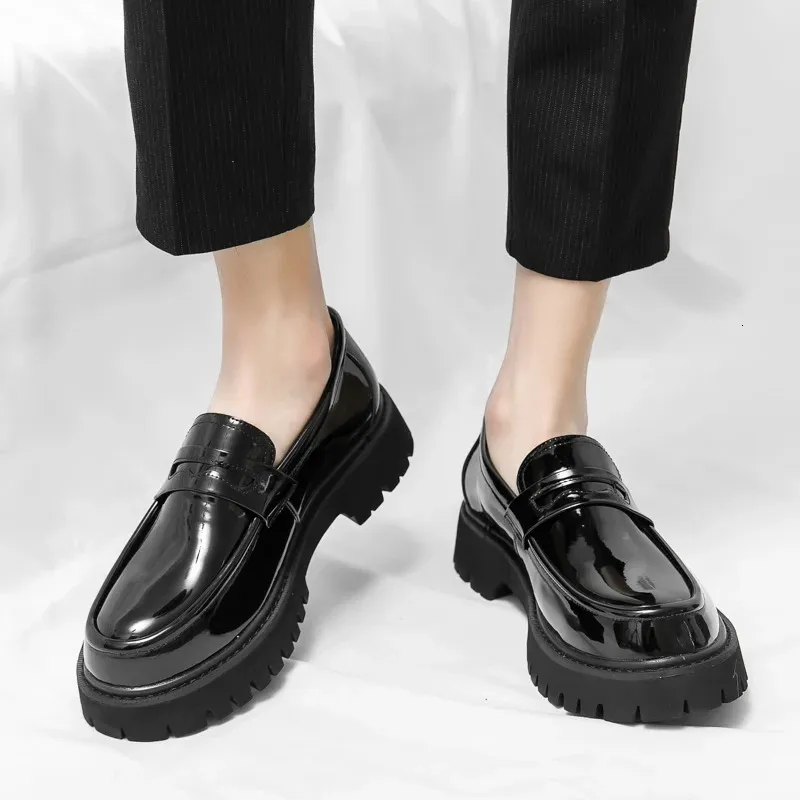 Platform Hoogte Verhoging Casual Zakelijke Mannen Britse Brogue Patent Lederen Schoen Man Oxford Dress Schoenen Lift Formeel_voghion.com