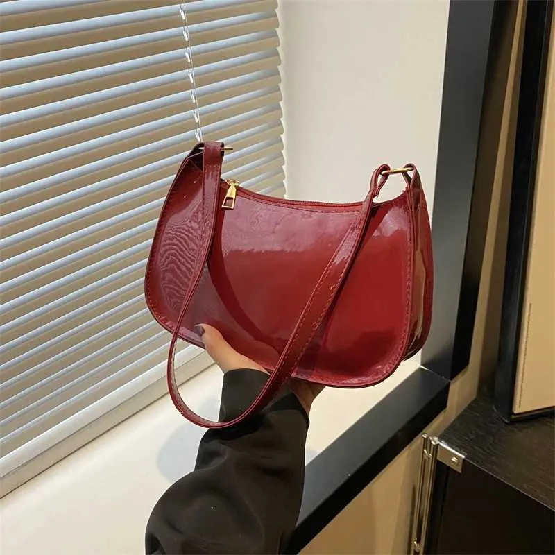 Sac de créateur rétro couleur unie en cuir PU sac à bandoulière pour sous-vêtements mode décontracté sans-abri portefeuille et sac à main pour femme_voghion.com