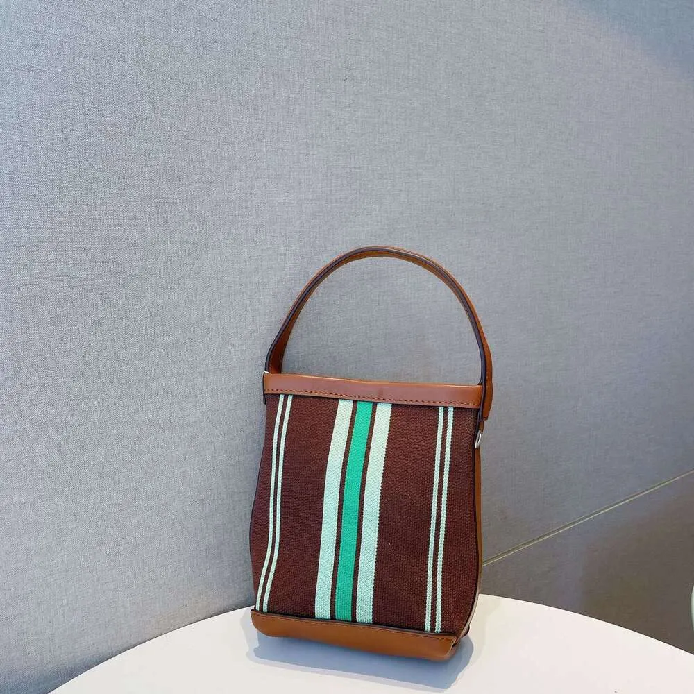 Designer Retro Striped Bucket Bag Portable Shoulder Bag For Women_voghion.com