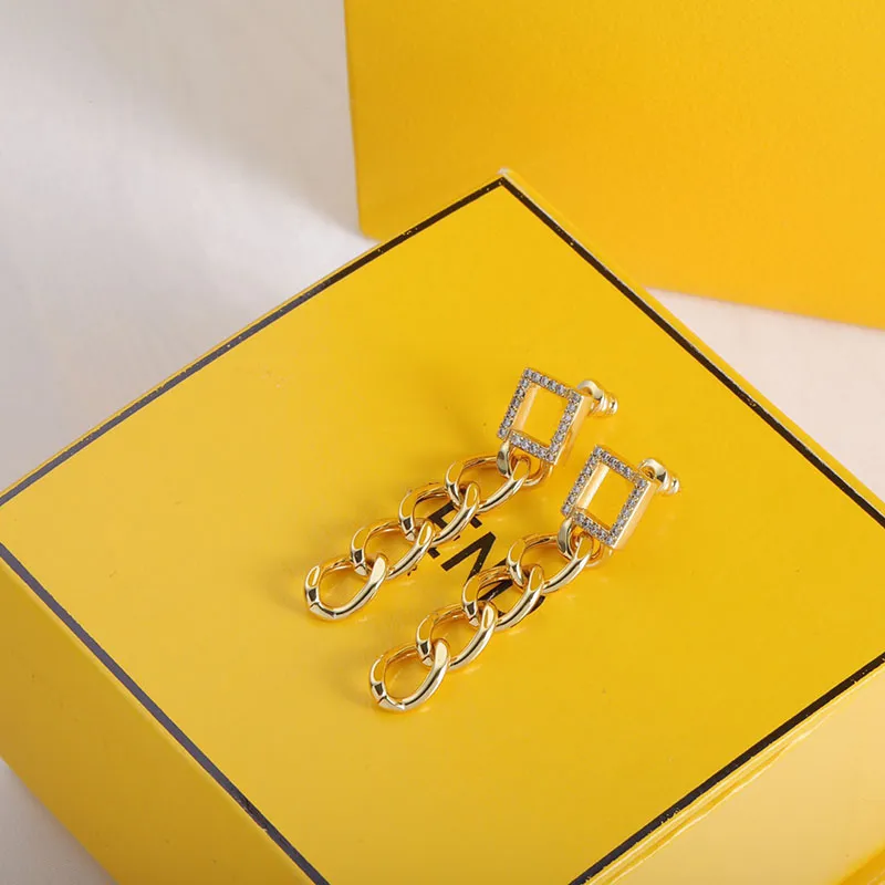 Designové diamantové náušnice s přívěsky a písmeny, zlaté šperky, módní řetízkové visací šperky, náušnice_voghion.com