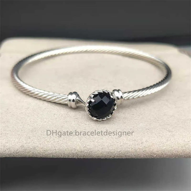 Pulseira de personalidade com pingente de amor, bracelete simples de cobre e ouro, série com cabo branco para mulheres incrustadas_voghion.com
