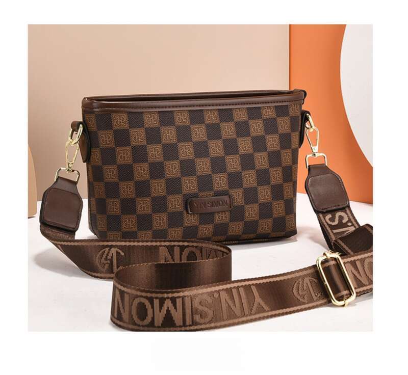 Taske Kvinde 2025 Ny Senior Sense Dame Skuldertaske Crossbody Taske Afslappet Mode Lille Firkantet Taske Dumpling Taske Kvinde Taske_voghion.com