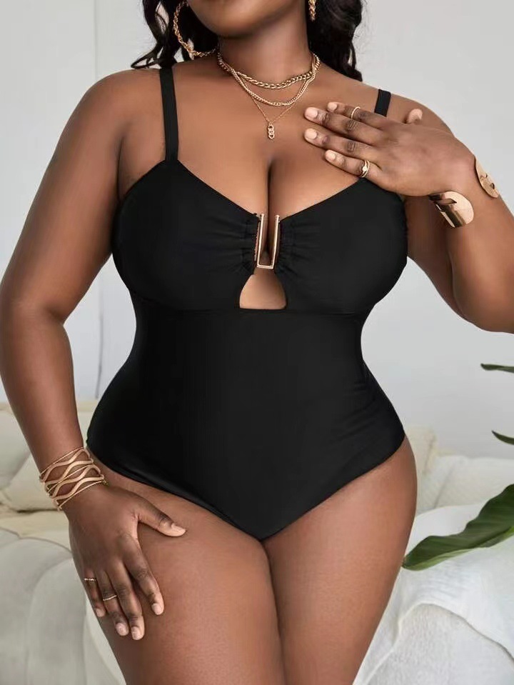 Femmes grande taille grosse fille grosse femme une pièce couleur unie creux mince jarretelles dos nu Sexy Bikini femmes_voghion.com