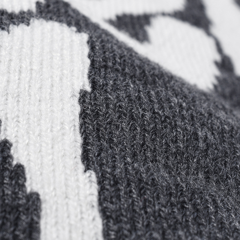 Bonnet tricoté universel pour hommes et femmes en jacquard avec lettres européennes et américaines, chapeau en laine chaud d'extérieur, chapeau froid sans bord personnalisé_voghion.com