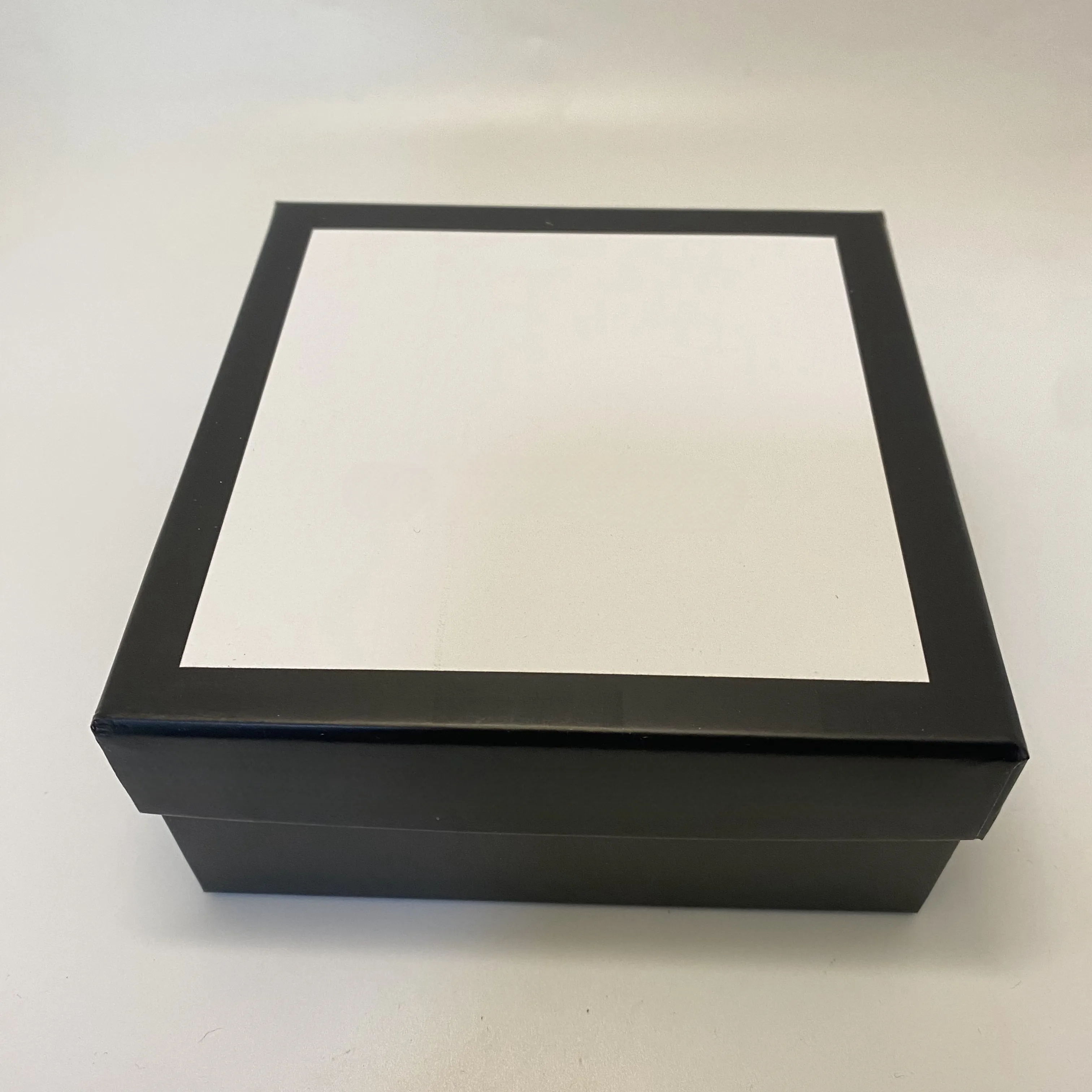 Cinturón Marca Clásica Cajas para Cinturones Caja de Moda Compradas por Separado No se Entregan Se Pueden Usar para Realizar Pedidos Extendidos_voghion.com