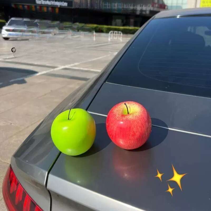【 Bolti akciós 】 Aranyos és szórakoztató szimuláció gyümölcsdísz elektromos jármű nagy képernyős navigációs autós medál_voghion.com