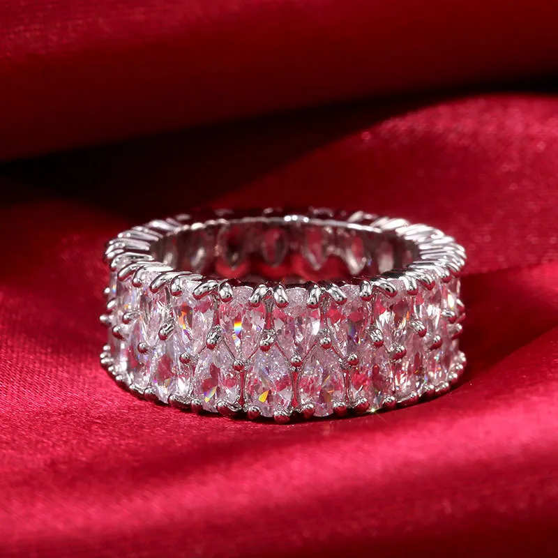 Anillo de compromiso en plata de ley con moissanite mujer_voghion.com