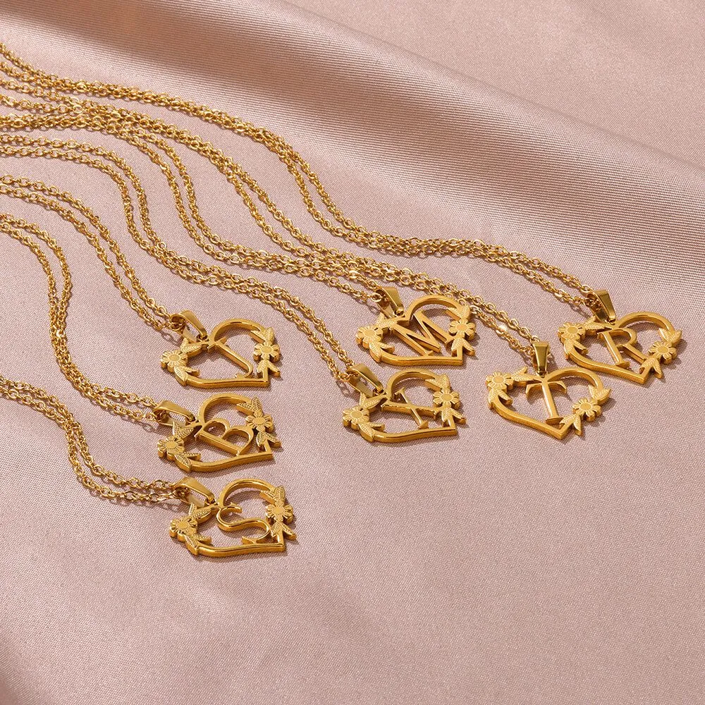 Collana con ciondolo a forma di cuore con lettere dalla A alla Z in acciaio inossidabile, placcata in oro vero, gioielli classici_voghion.com