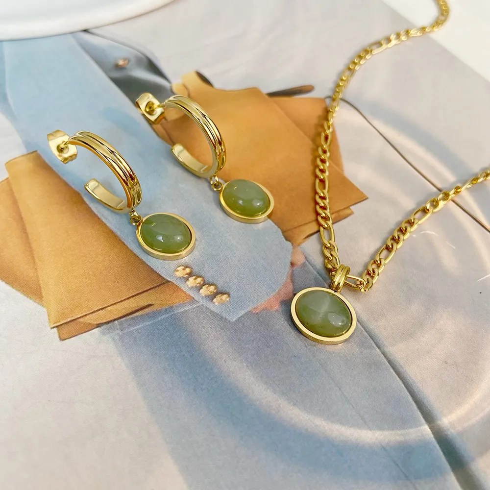 Grüner Aventurin Jade runder Anhänger Figaro Kette Edelstahl Halskette Ohrringe Set Vintage vergoldeter Schmuck für_voghion.com