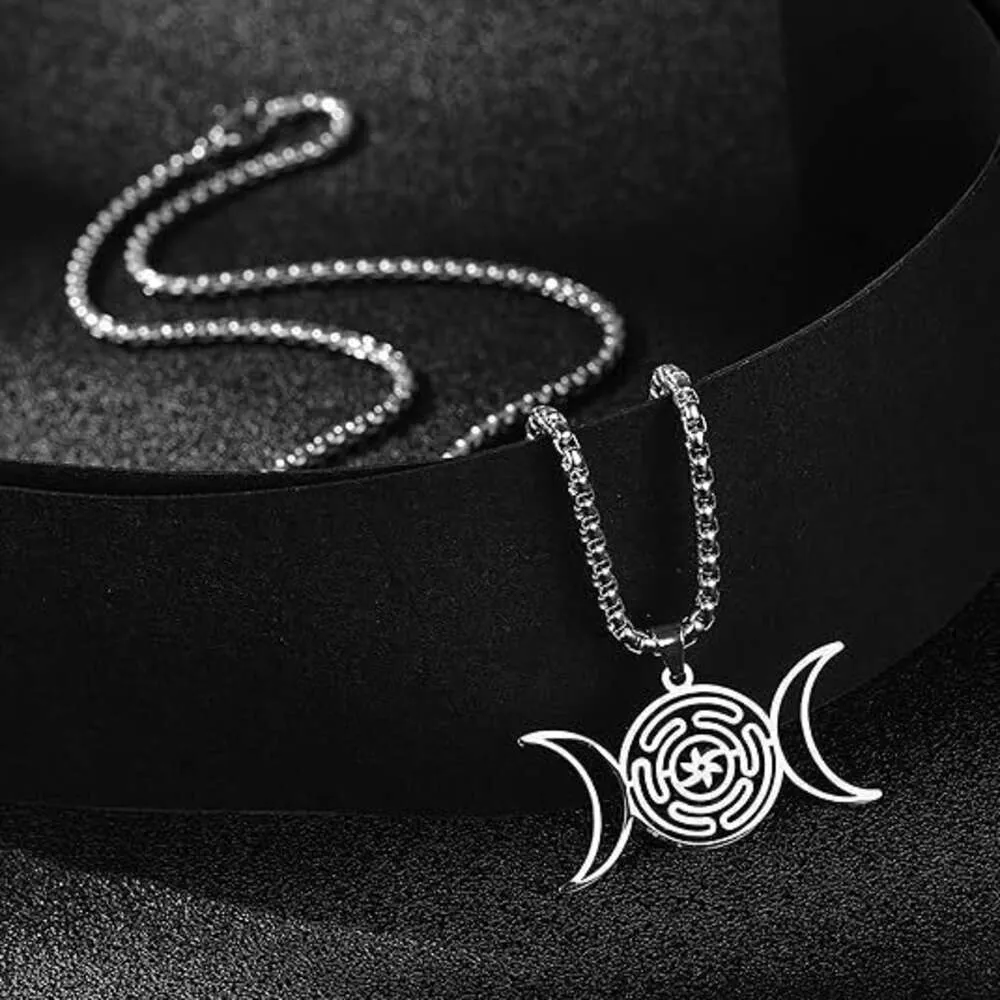 Collier pendentif déesse triple lune en acier inoxydable_voghion.com