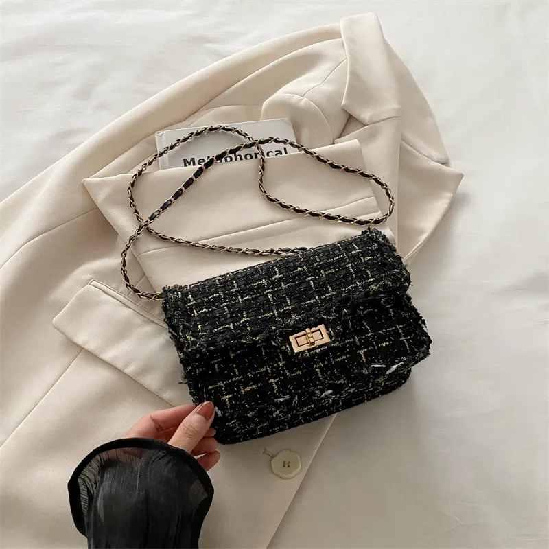 2025 Gesteppte Kette Schulter Frauen - Mini Square Crossbody Bag für Unterarm tragen, Kostenloser Versand Heißer Verkauf_voghion.com