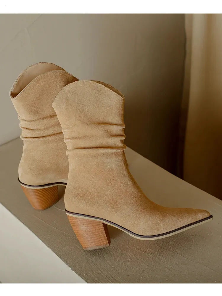 Women's Pleated Pointy Toe Slip-on Short Boots In Black And Camel_voghion.com