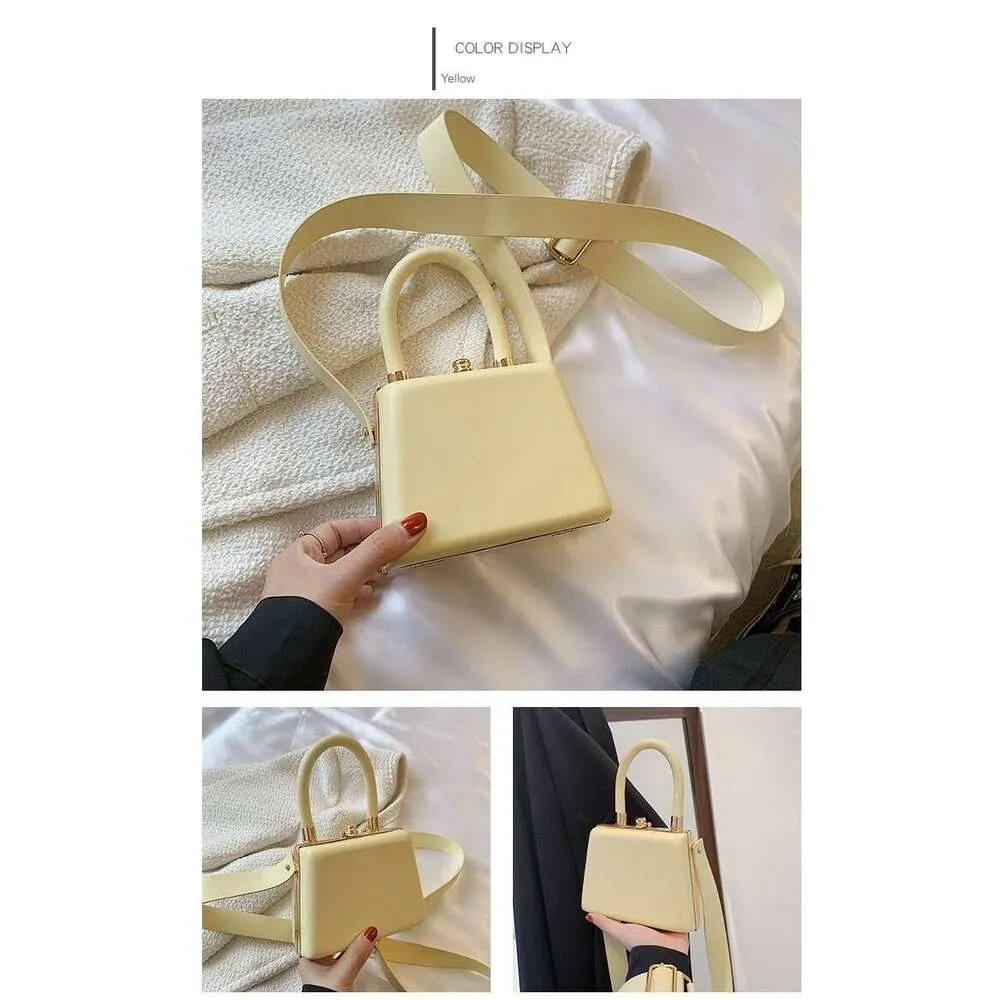 Mini Handbag And Crossbody Bag With Japanese Scenery Print_voghion.com