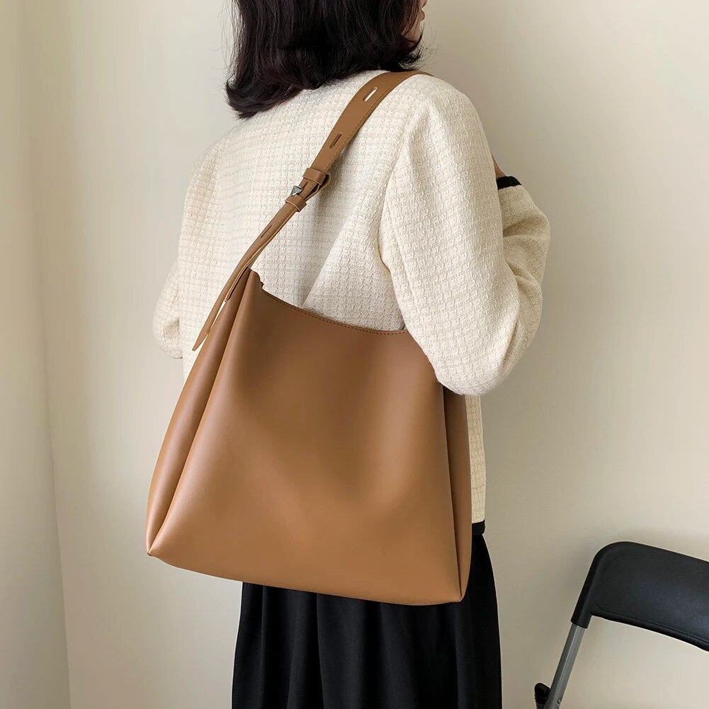 Modna skórzana torba shopper dla kobiet 2023 Tend Female Prosta duża torba na ramię o dużej pojemności Torebki i portfele_voghion.com