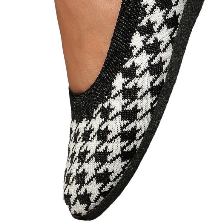 Wholesale knitted soft-soled toe shoes flying woven shoes women's flat spring new breathable shallow-mouth  shoes_voghion.com