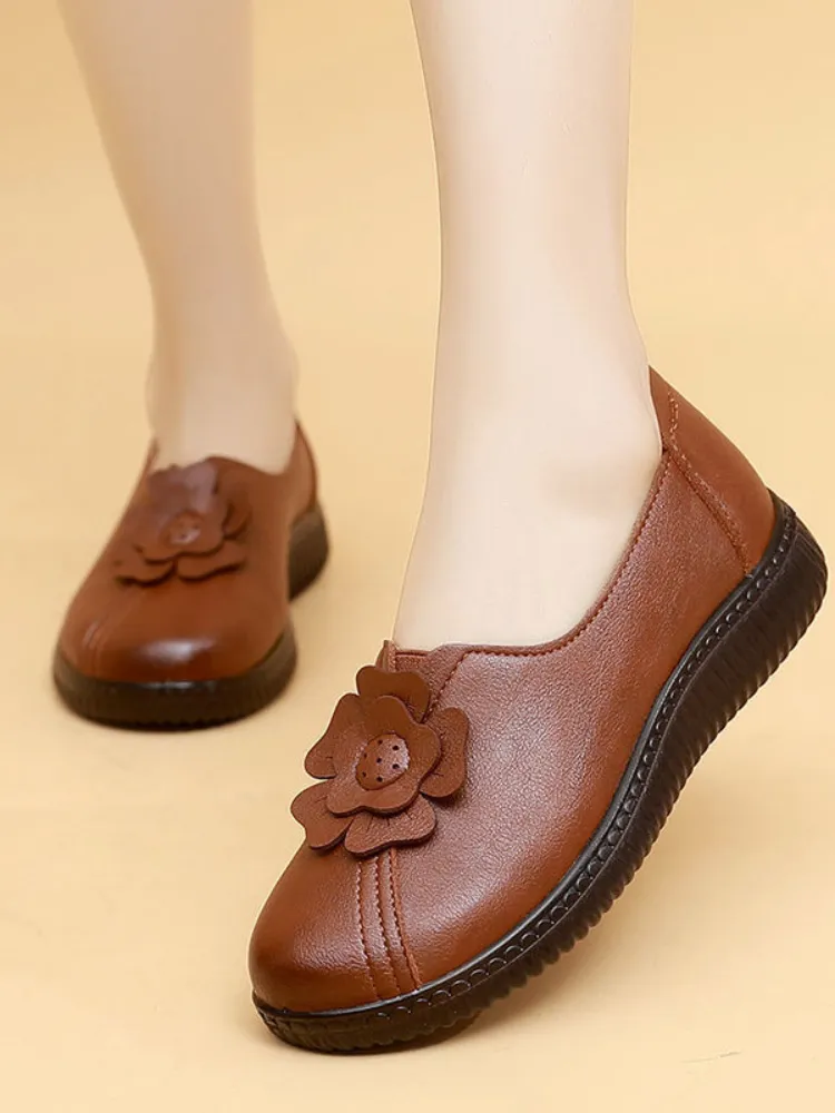 2022 Retro Loafers Frauen Wohnungen Slip auf Frau Frühling Herbst Flach Weiche Mama Casual Schuhe Schwarz_voghion.com