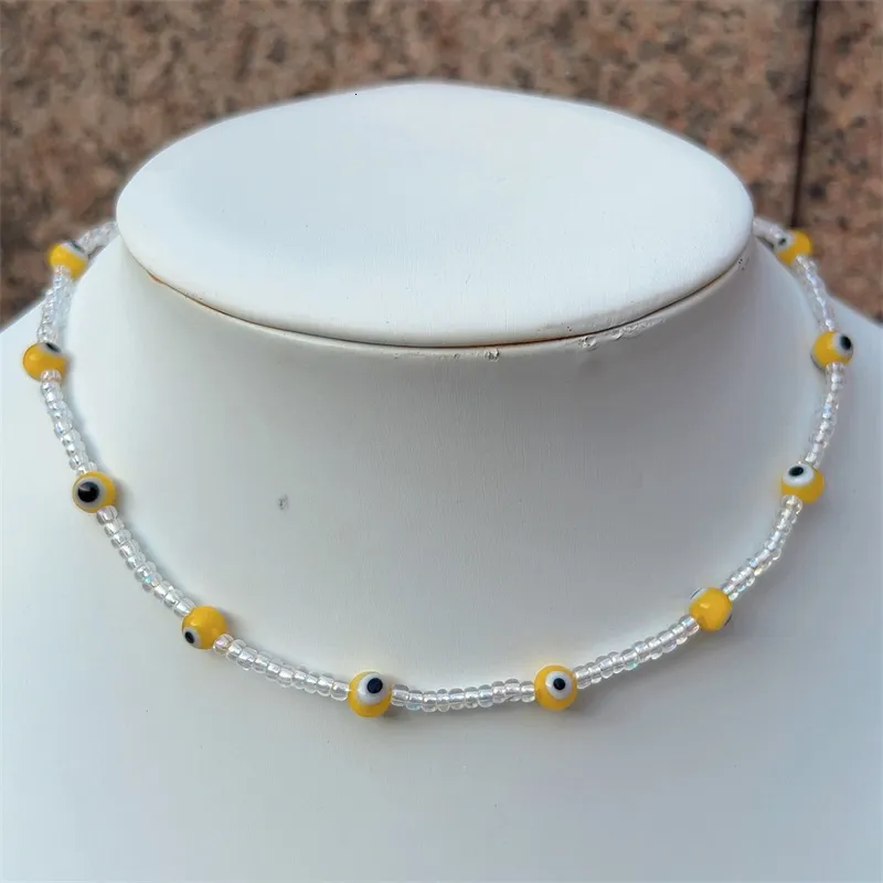 Kette bunt für Frauen Mode handgefertigt Daisy Blume Lächeln Charms Perlen Halsband Kunststoff Perlen Halskette Boho Schmuck_voghion.com
