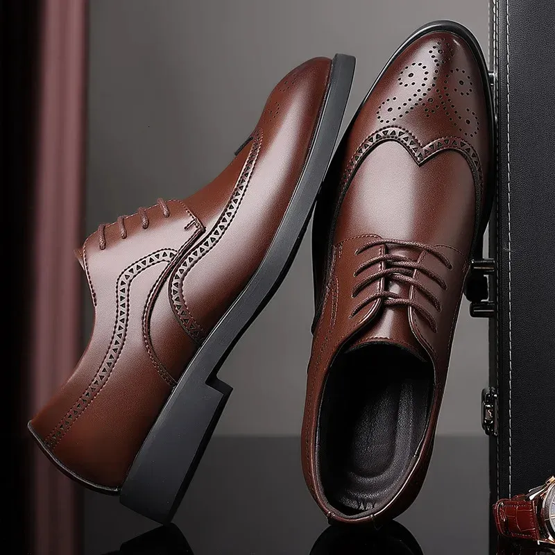 Formale Oxford-Schuhe aus echtem Leder für Herren Brogue-Schuhe Sapato Social Mascuo Chaussures Hommes Pointu 240607_voghion.com