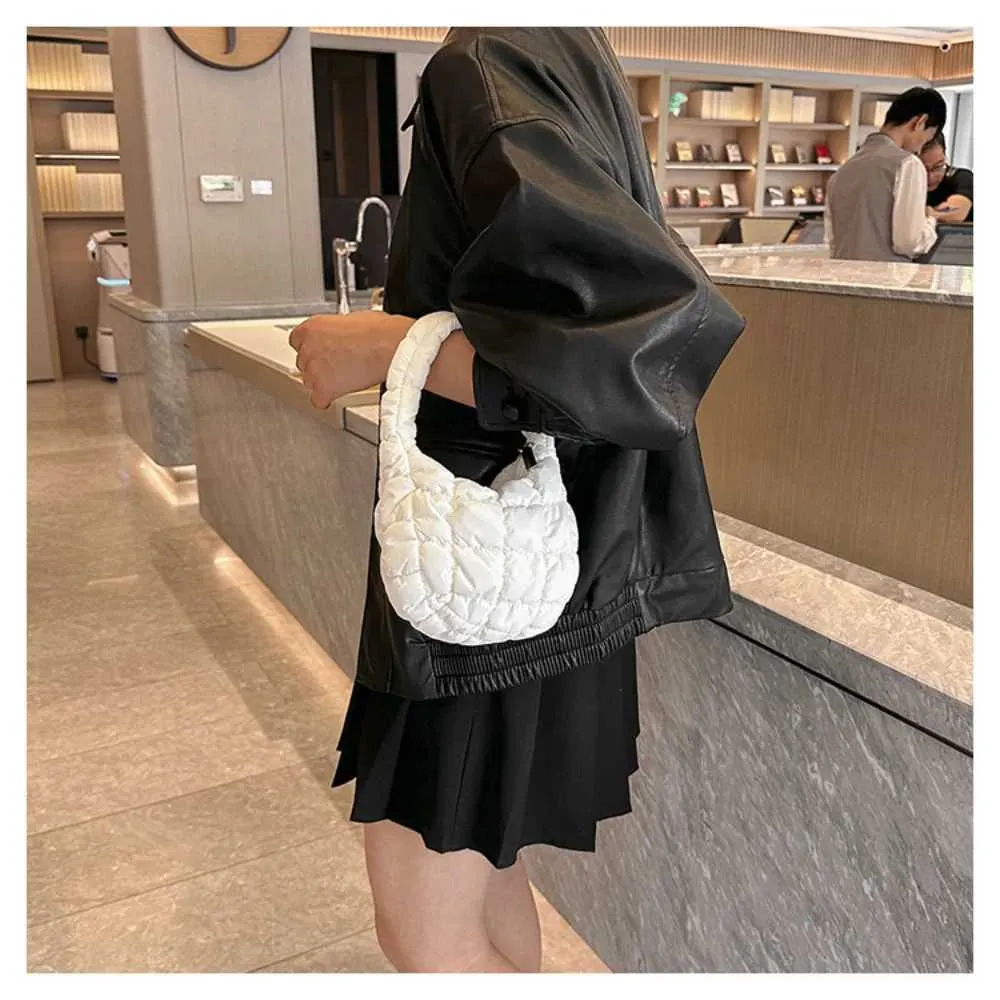 Quilted Shoulder Bag For Women Puffy Dumpling Handbag Fashion_voghion.com