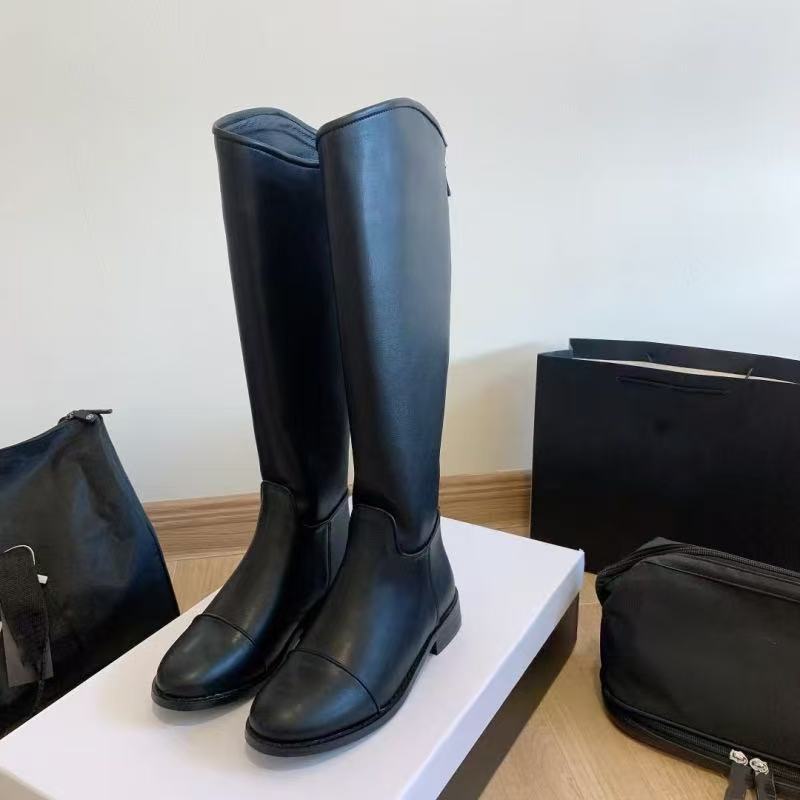 26ss New ChaneI Style Knight Over-the-Knee Long Round Toe Low Slimming High Tube Chunky Heel Back Zipper Women’s Boots