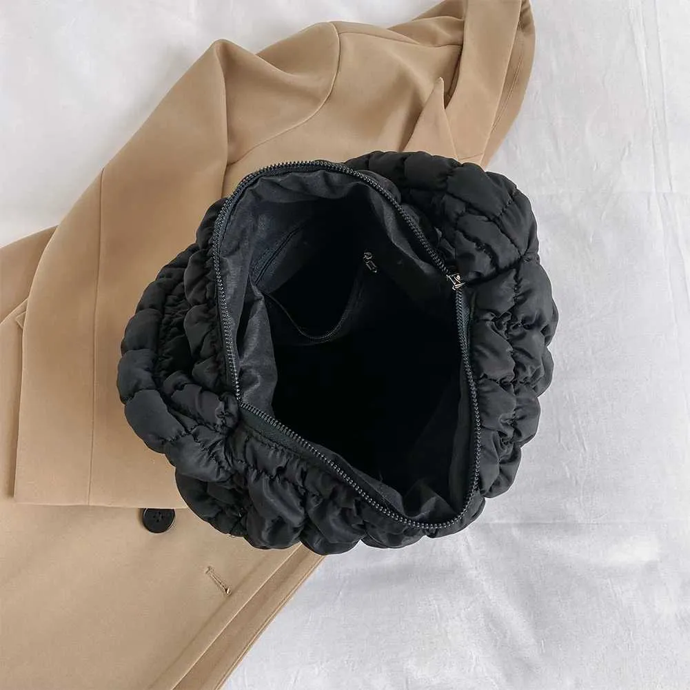 Borsa a spalla e borsa a mano trapuntata elegante per donna_voghion.com